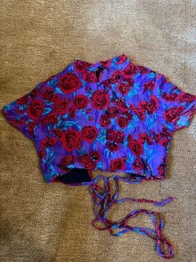 Zara crop top
Asian style